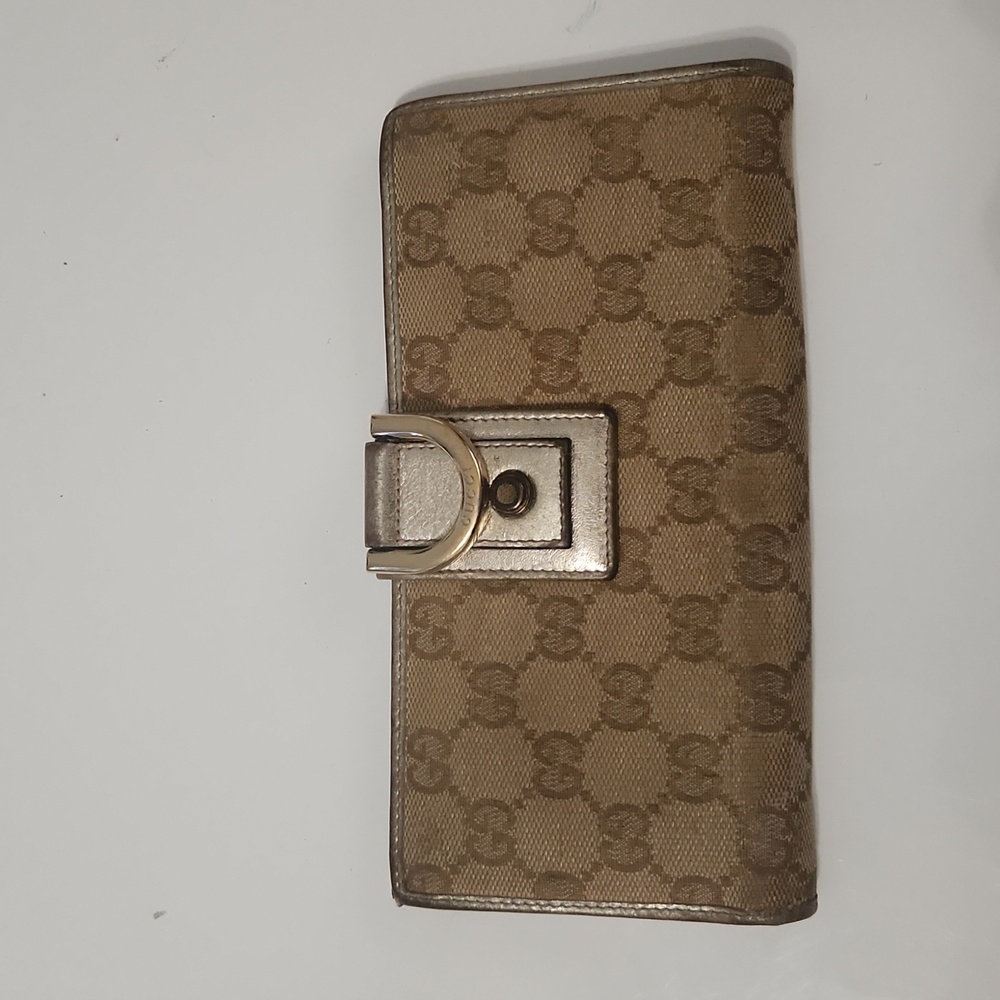 Gucci | Authentic Monogram D Ring Abbey Beige Gold Long Wallet